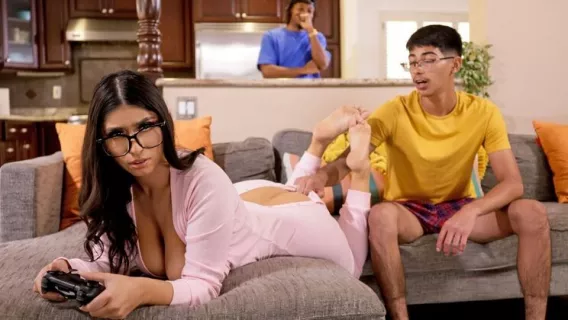 ◤Brazzers◢ Free Use & Pussy Juice ►Chris Blaccwood, Violet Myers 