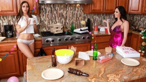 ◤We Live Together◢ Post-Party Cleanup ►Ariella Ferrera, Desiree Dulce 