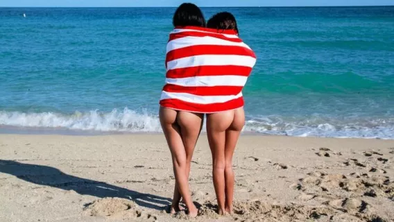 ◤Crazy College GFs◢ Between The Stripes ►Janice Griffith, Lexy Villa 
