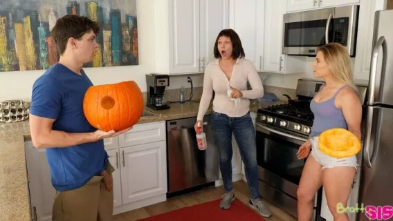 ◤Bratty Sis◢ Pumpkin Fuck - S3:E11 ►Aubrey Sinclair 