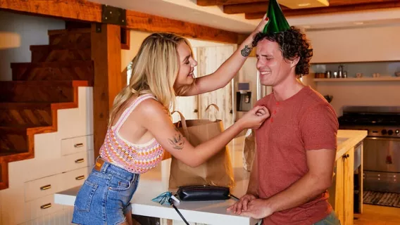 ◤My Sisters Hot Friend◢ Katie Hunt  Fucks Her Brothers Friend ►Gabbie Carter, Robby Echo 
