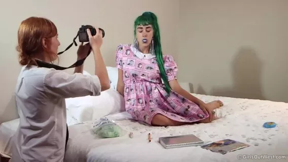 ◤Girls Out West◢ Avalon & Emerald - Happy Vagina Day ►Avalon, Emerald 