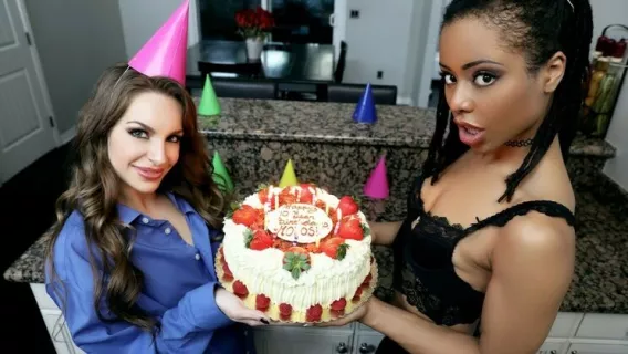 ◤Share My BF◢ Happy 10th Birthday Mofos ►Kira Noir, Kimmy Granger, Xander Corvus 