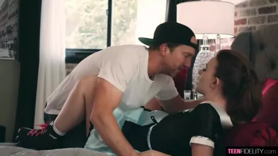 ◤Te*** Fidelity◢ Ryan Madison And Danni Rivers In Fast Food Girl ►Ryan Madison, Danni Rivers 