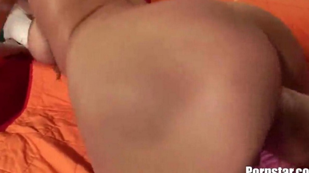 She sucked and swallowed the guy - porn video  