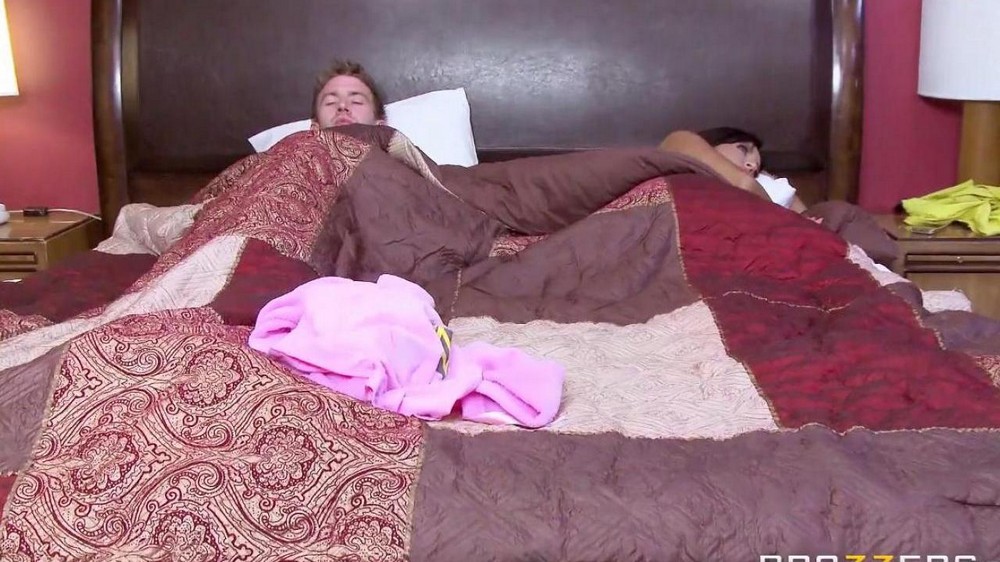 Hot friend for a mature mom - porn video  