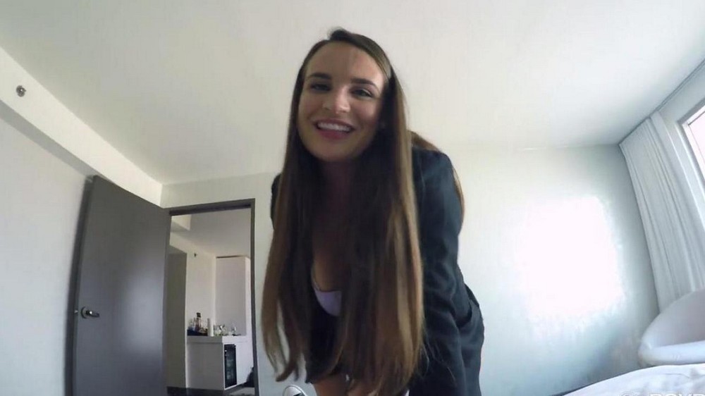 Amateur homemade porn with a beautiful mother - porn video  