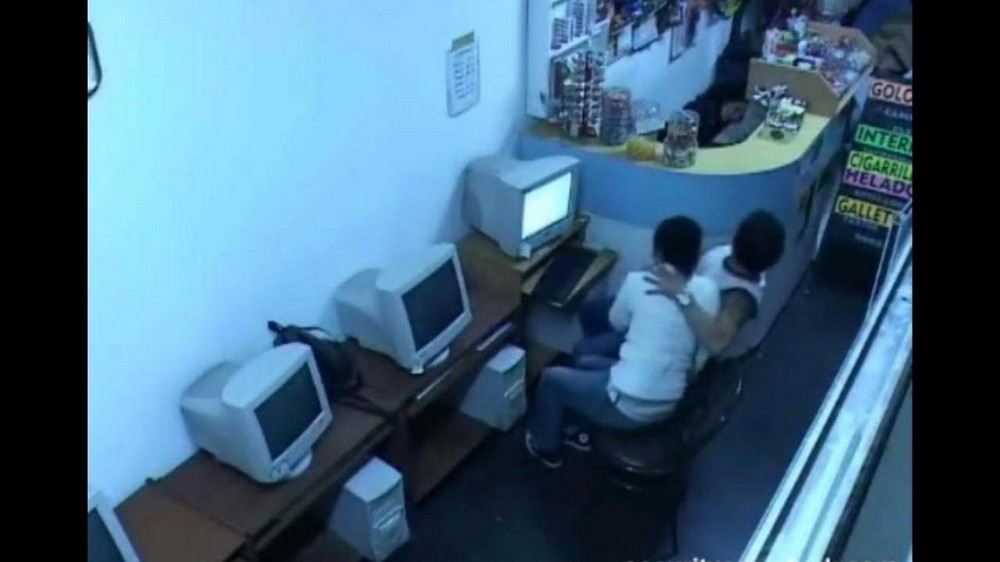 Webcam in an Internet cafe - porn video  