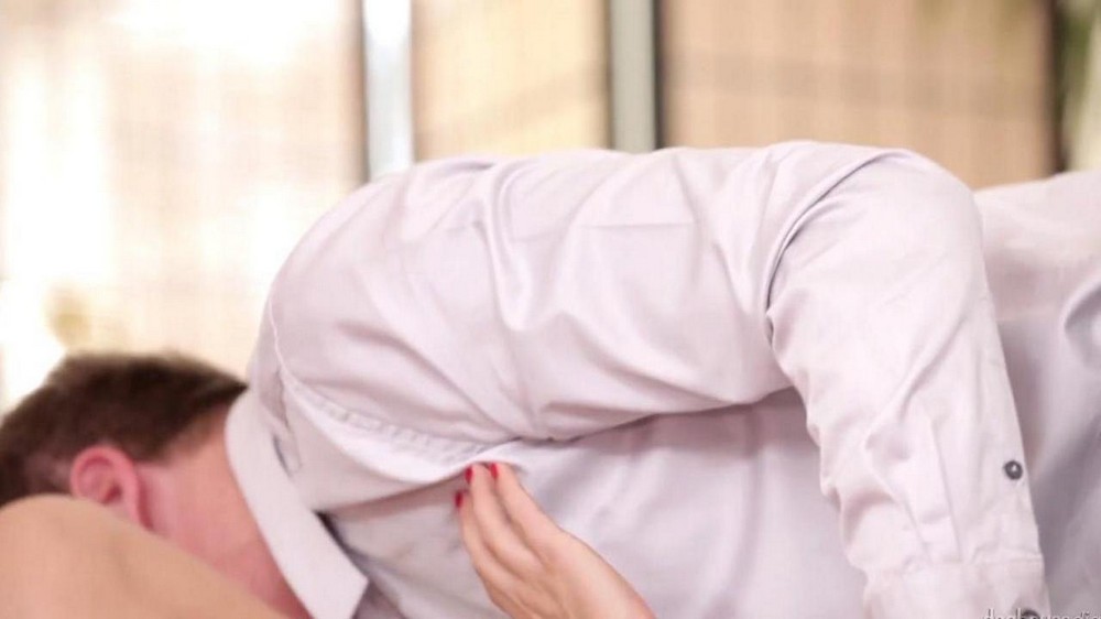 Came home from work and fucked his wife - porn video  