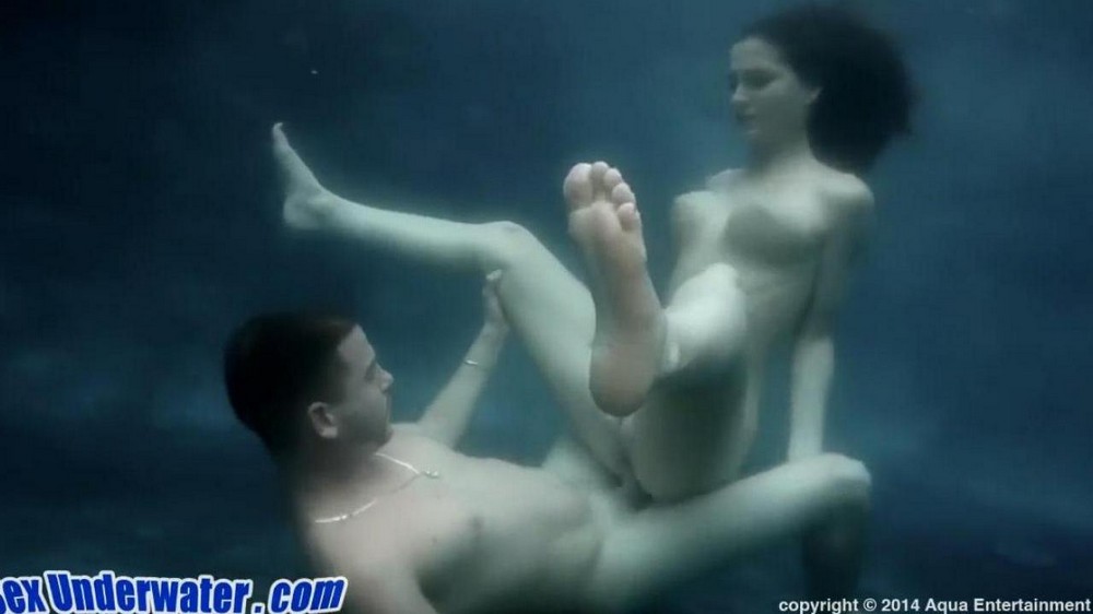 Sex underwater with a beautiful brunette - porn video  