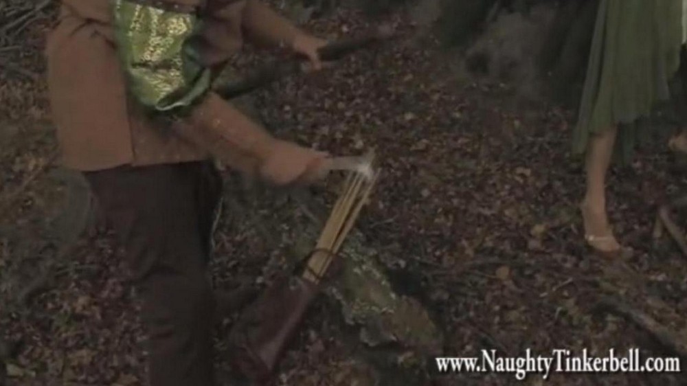 A peasant woman cums from the prince of thieves - porn video  
