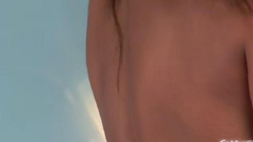 Masturbation with a vibrator in a narrow corridor - porn video  