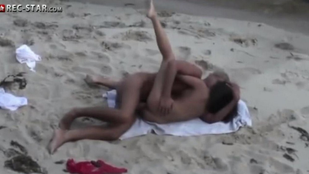 Real hi*** filming on the beach - porn video  