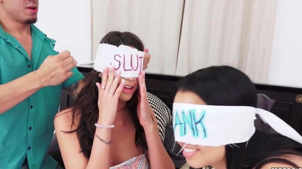 Party of students in the house - porn video  
