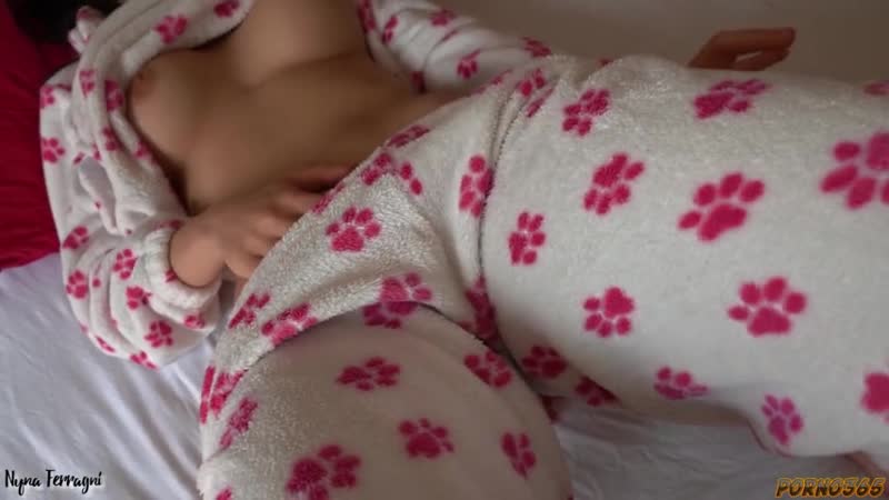 A friend saw his friend jerking off and fucked her in the pussy (sex, porn) - porn video  