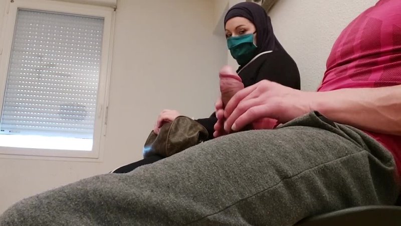 Jerking off his penis in line to get vaccinated against coronavirus. - porn video  