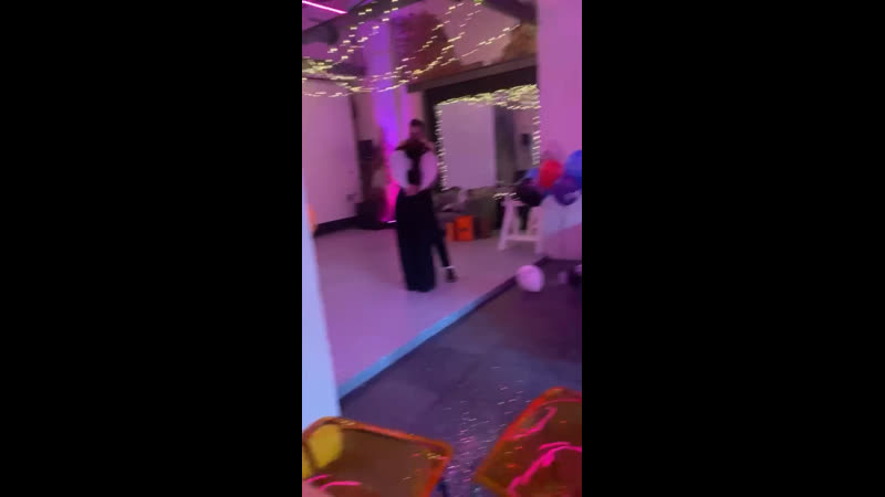 Yulik and Dasha Kaplan dancing at a wedding - porn video  
