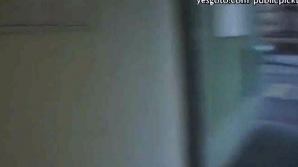A friend fell for a stranger and gave a blowjob - porn video  