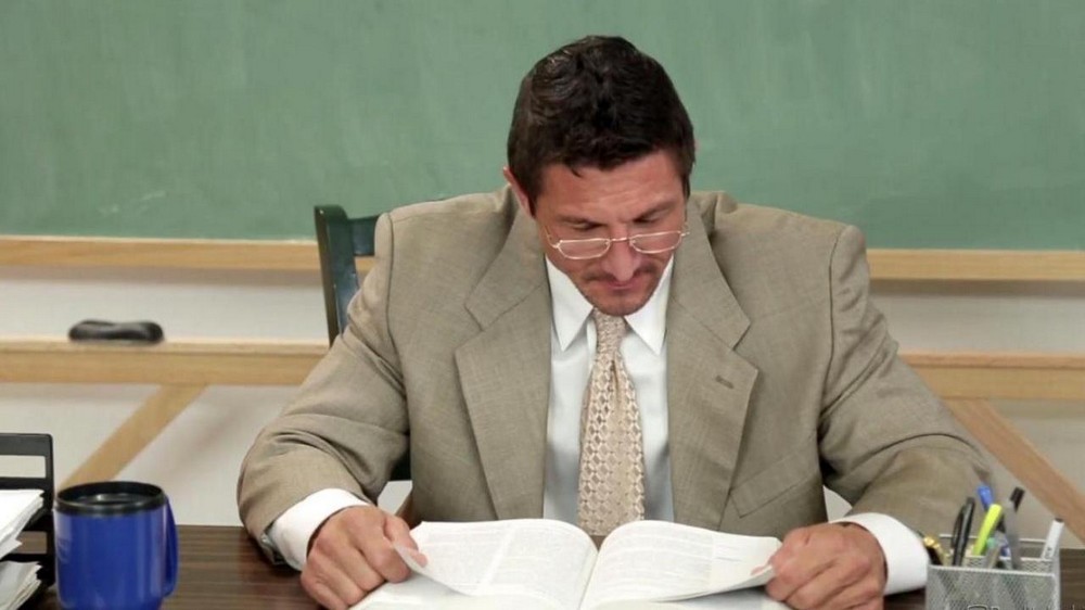 Student gave teacher a blow job for a good grade - porn video  