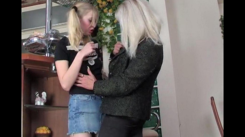 Mom and daughter - incest of a Russian family - porn video  