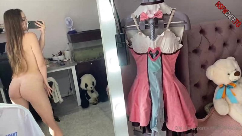 Kate Kuray teases her naked body in front of the mirror 20210417.mp4 - porn video  