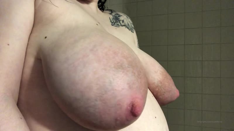 CumNrise - 15-03-2020 - Engorged veiny tits that love to auto le*** after I shower - porn video  