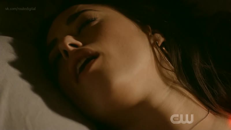 Jeanine Mason - Roswell, New Mexico s01e13 (2019) HD 1080p Nude? Sexy! Watch Online - porn video  