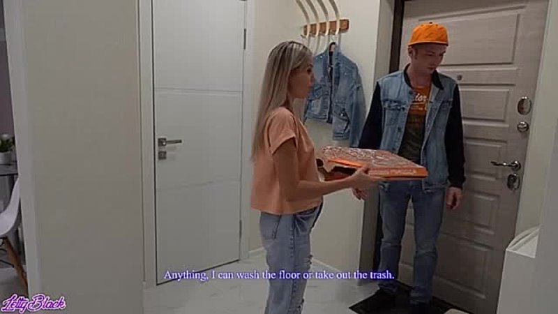 Sex with a courier - porn video  