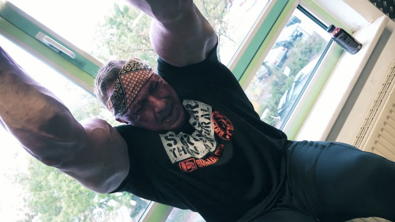 Markus Ruhl Trains Back - porn video  