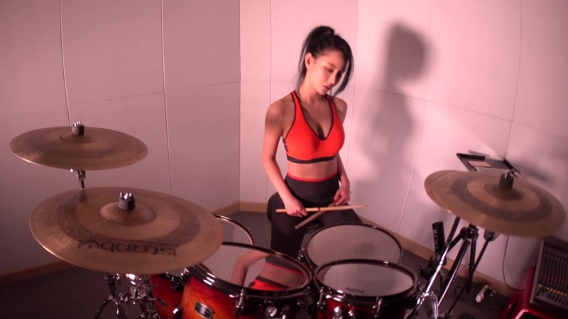Figure It Out (Royal Bl***) Drum Cover by A-yeon - Video Video  