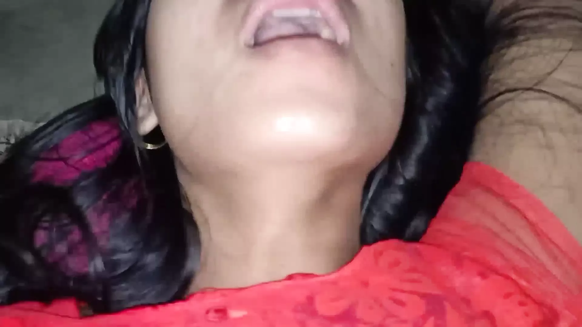 Choti Aur Kachhi Chut Lal Churidar Utakar Choda Indian girl - porn video  