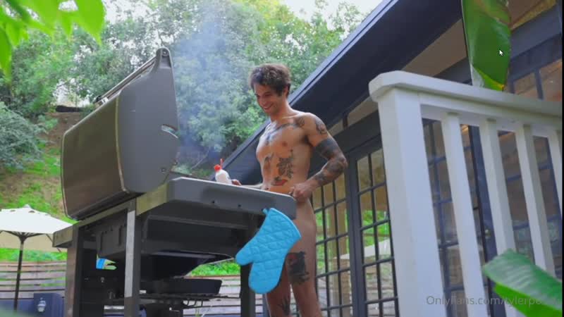 Tyler Posey 14 ngcelebrity - porn video  