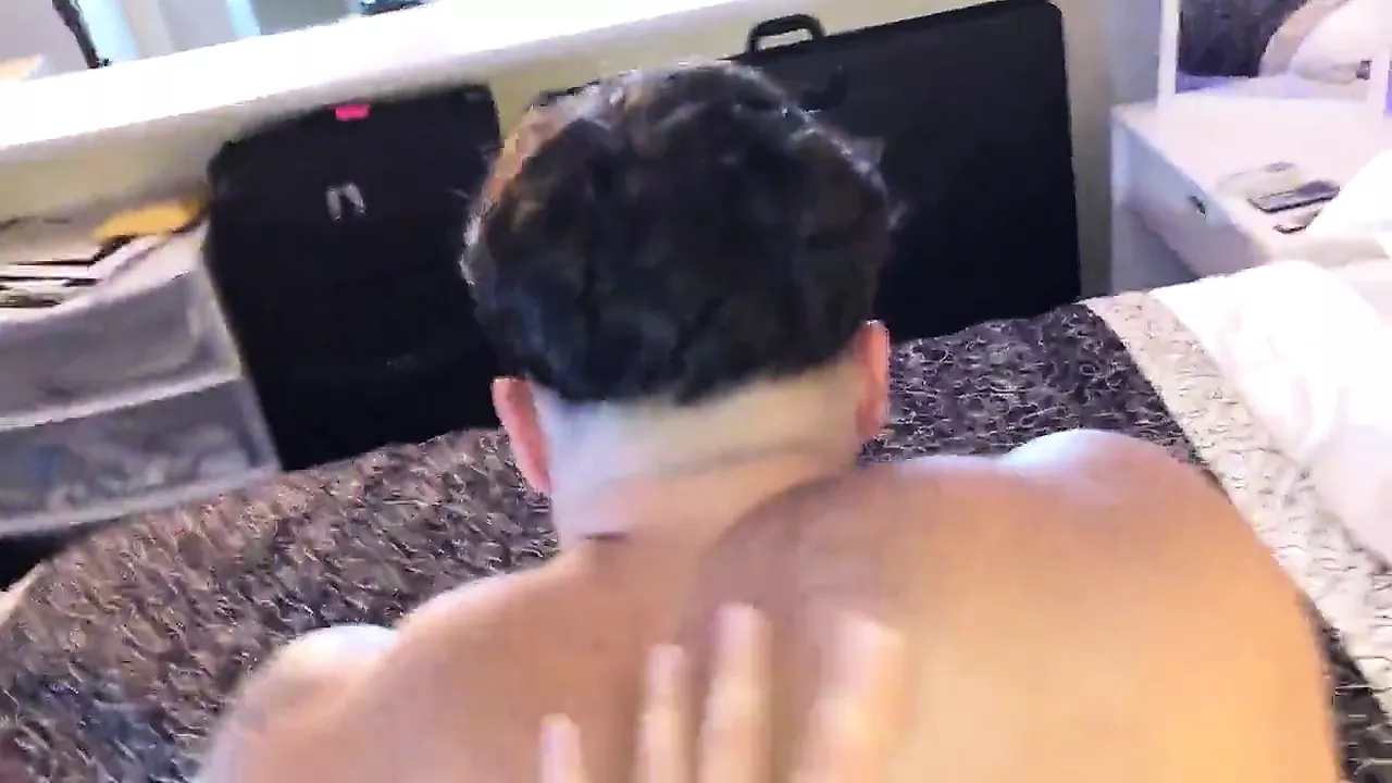Fucking Gorilla Muscle Man - porn video  