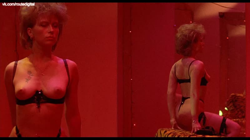 Sherilyn Fenn, Lois Chiles, Britney Marsh Nude - Diary of a Hitman (1991) HD 1080p BluRay - porn video  