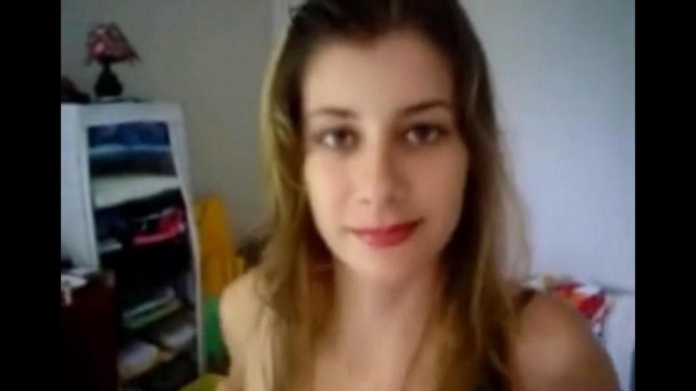 She lies down, and men come up to her and fuck her in the mouth - porn video  