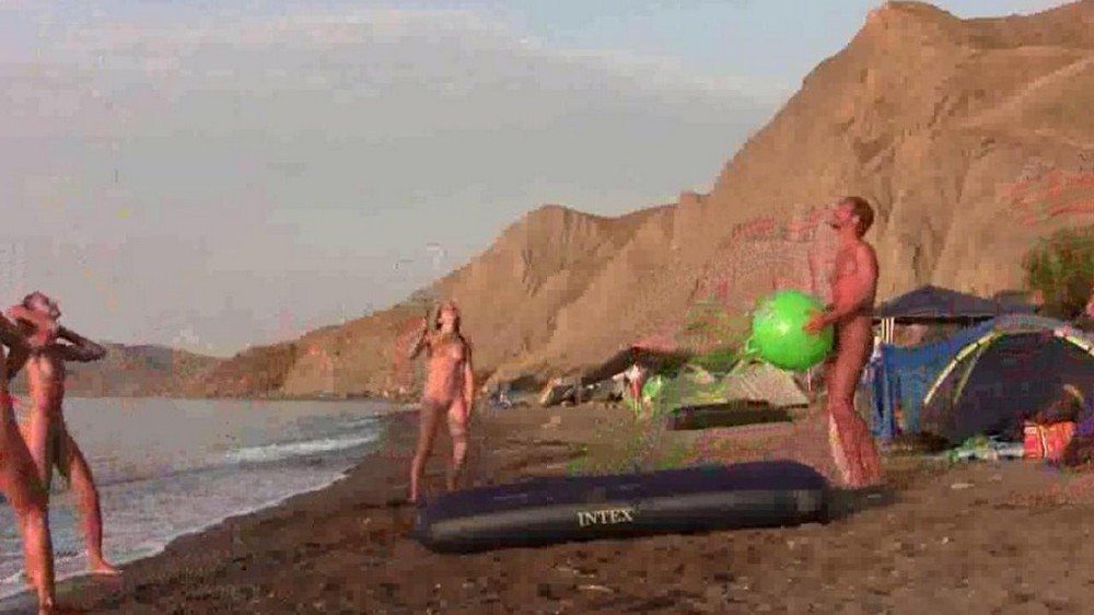 Naked playing badminton - porn video  