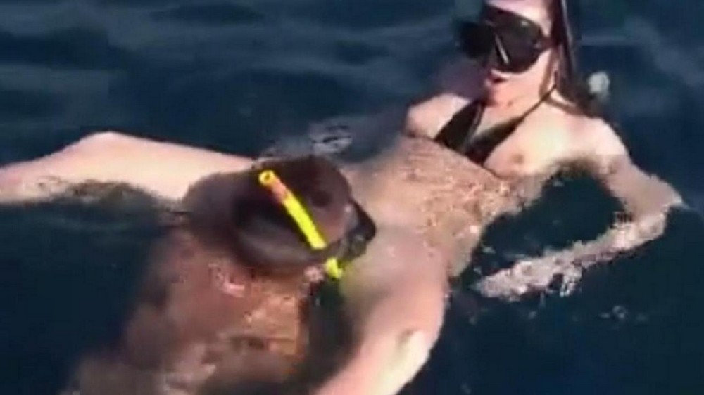 Scuba divers fuck in the depths of the sea - porn video  