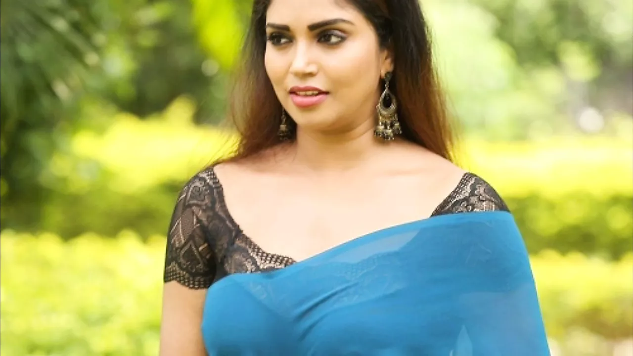 Malayalam KambiKatha - Doctor Sherly (Narrated by Meera) - porn video  