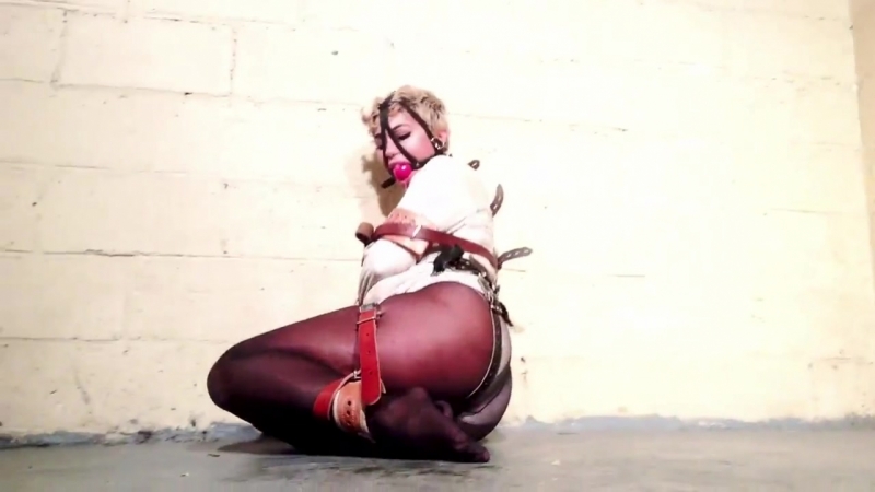 Enchantress Sahrye, Straitjacket Frogtie - porn video  