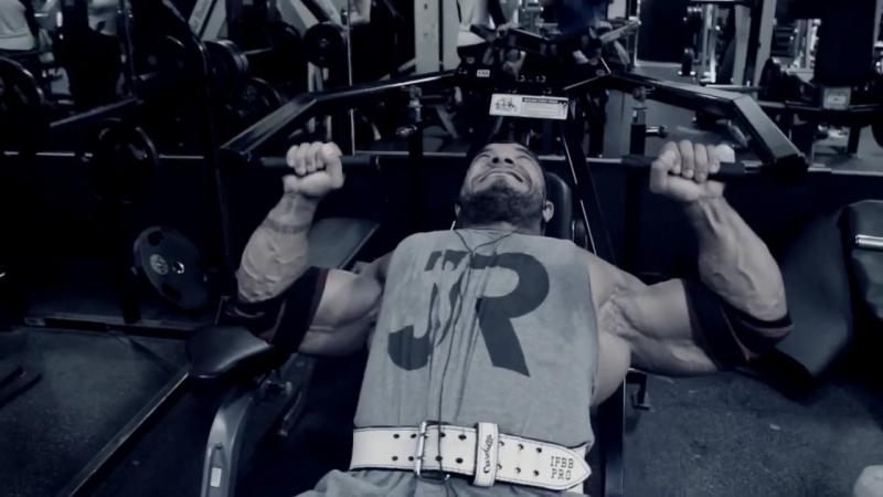 Sergio Oliva Jr. Trains Chest - porn video  