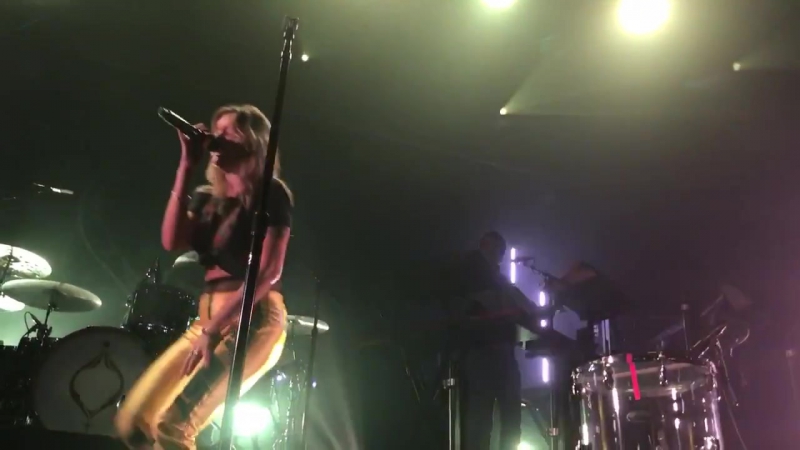 Tove Lo Topless - Talking Body [LIVE] 2017 - porn video  