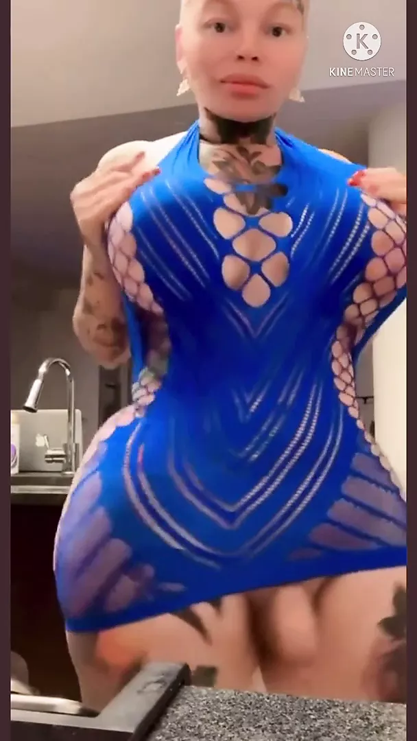 The Thickest TS - porn video  
