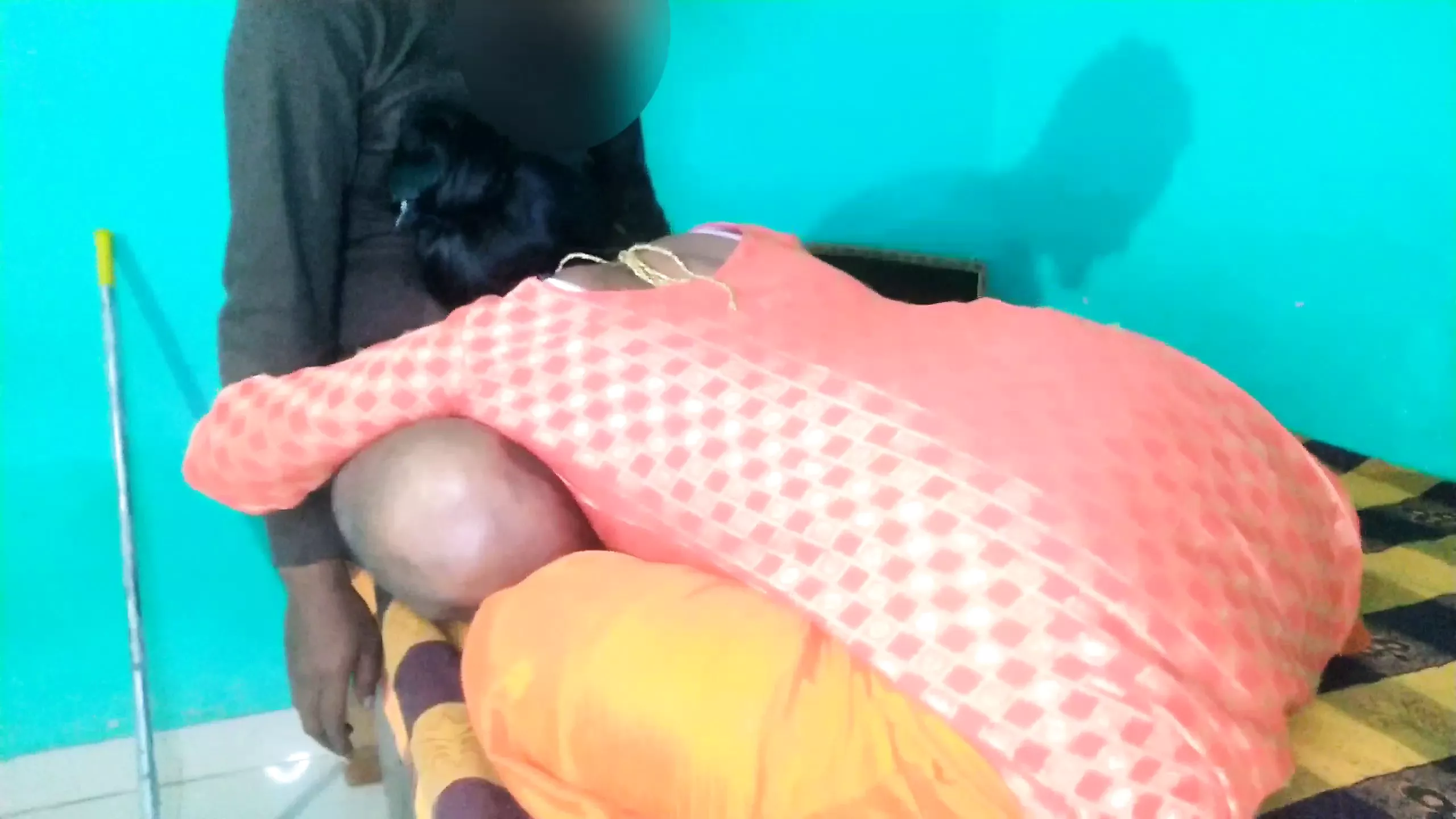 Padosan ki ladki ki tight choot maari - porn video  