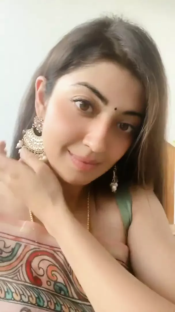Pranitha Subhash sex videos - porn video  