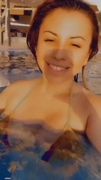 Adriana jimenez bikini - porn video  