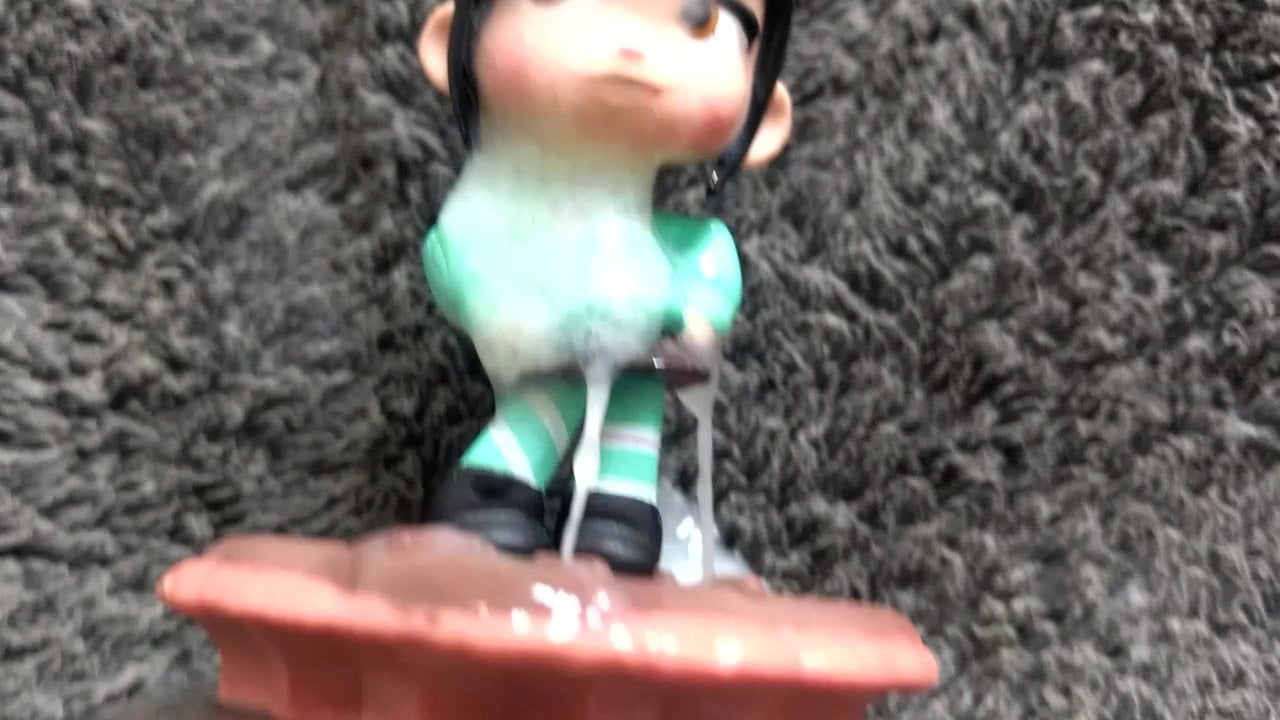 Vanellope Von Schweetz cum tribute Wreck it Ralph - porn video  