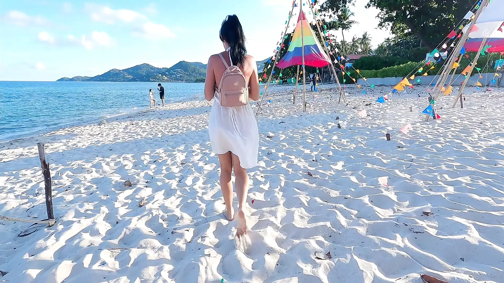 Squirting on PUBLIC BEACH and Dripping Anal Creampie! Day with my Step Sister & FREUTOY - porn video  