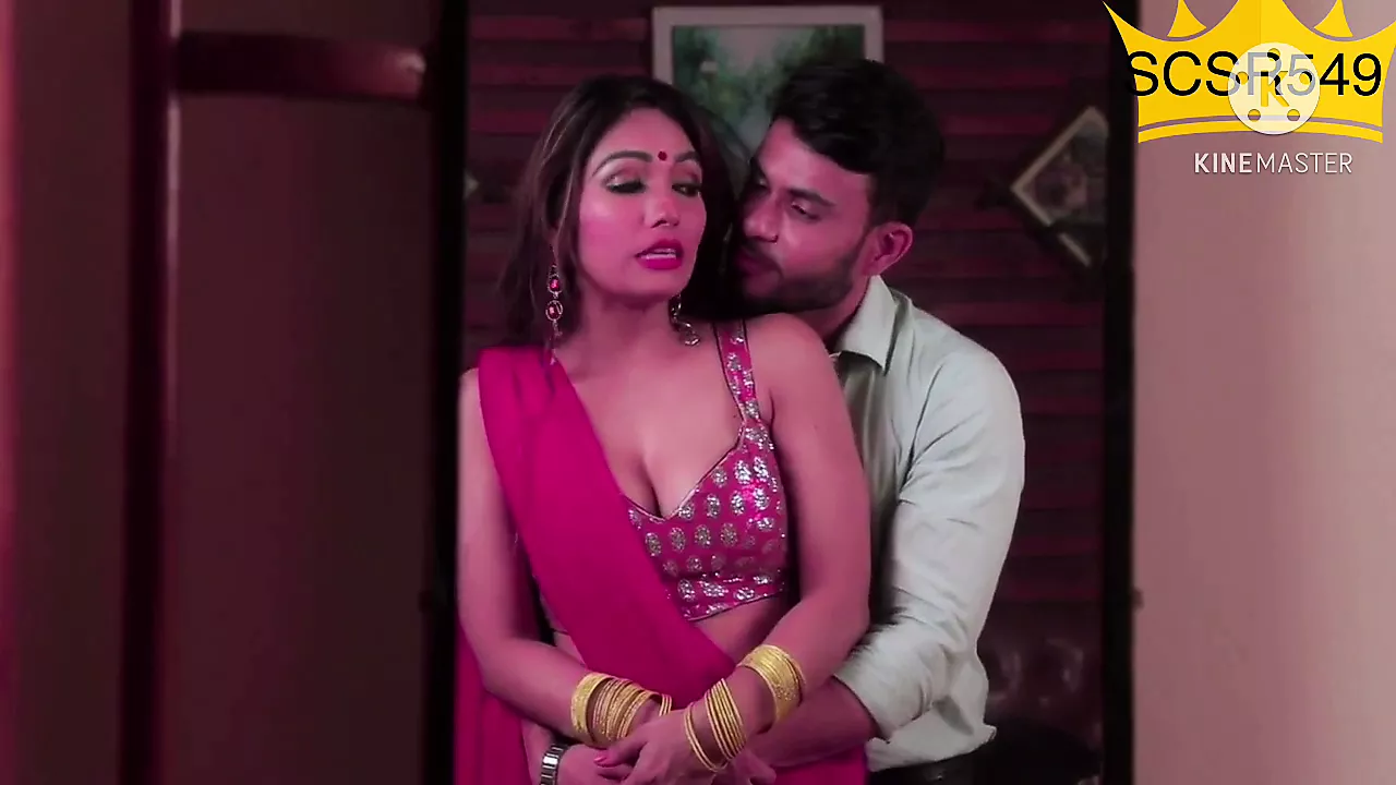 ⁣Cute sexy and perfect desi woman Zoya fucked hard by sales guy - porn video  