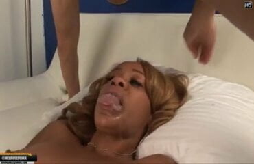 Melrose Foxxx in OralQueens.com - porn video  