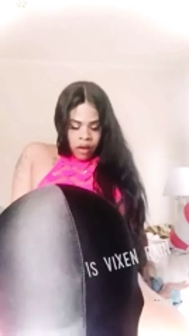Ts vixen rain getting a blowjob - porn video  